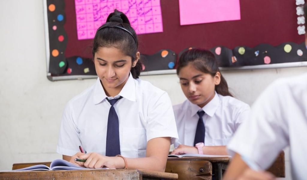 DOCTRINA.AI: अब किसी भी एग्जाम का एक्सपेक्टेड पेपर और प्रीवियस ईयर क्वेश्चन पेपर पाएं!