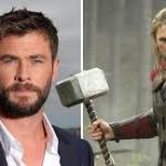 हॉलीवुड स्टार "क्रिस हेम्सवर्थ", जो एवेंजर में थोर की भूमिका निभाते हैं